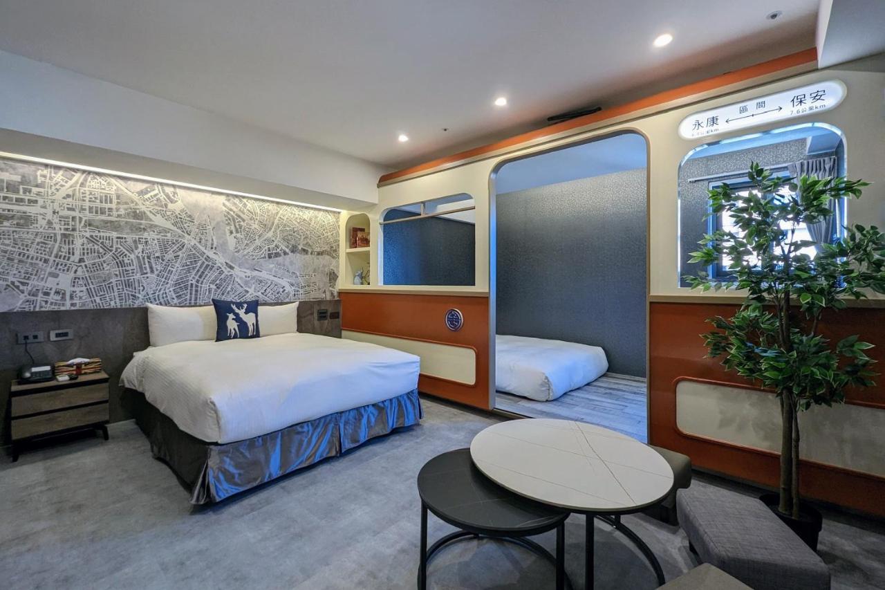 K Hotel - Yizhong Taichung Exterior foto